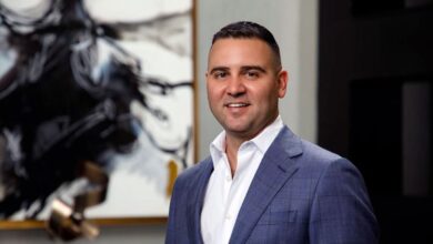 misha ezratti net worth